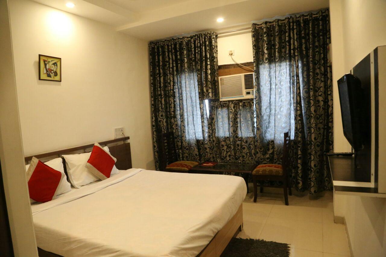 Hotel Surya Gwalior Exterior photo