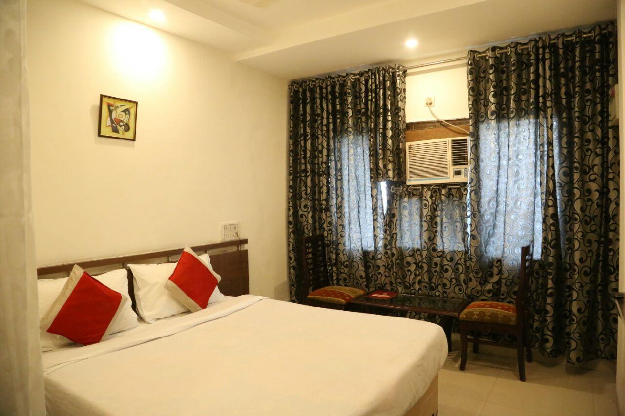 Hotel Surya Gwalior Exterior photo